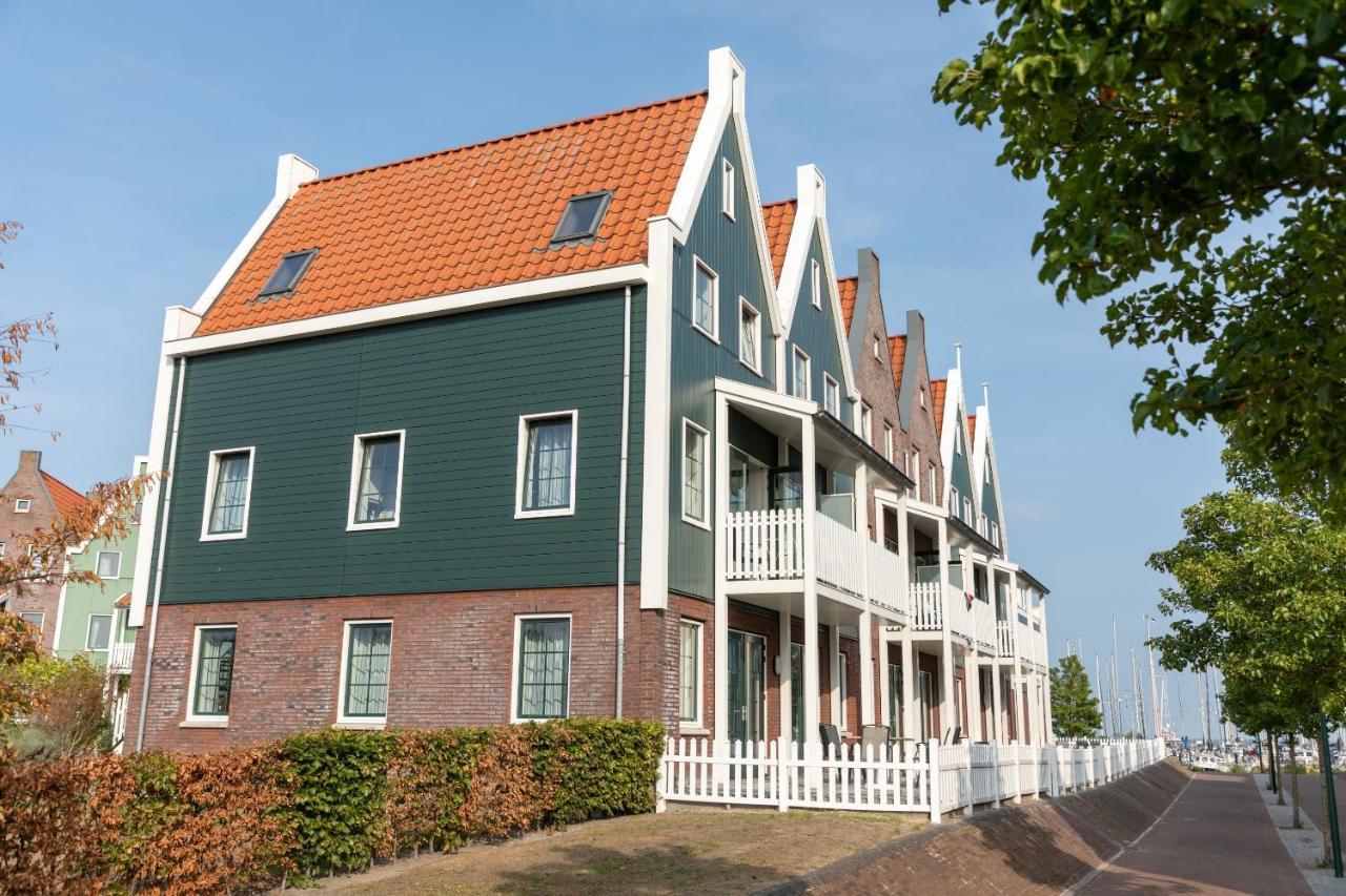 Roompot Hotel Marinapark Volendam Exterior photo